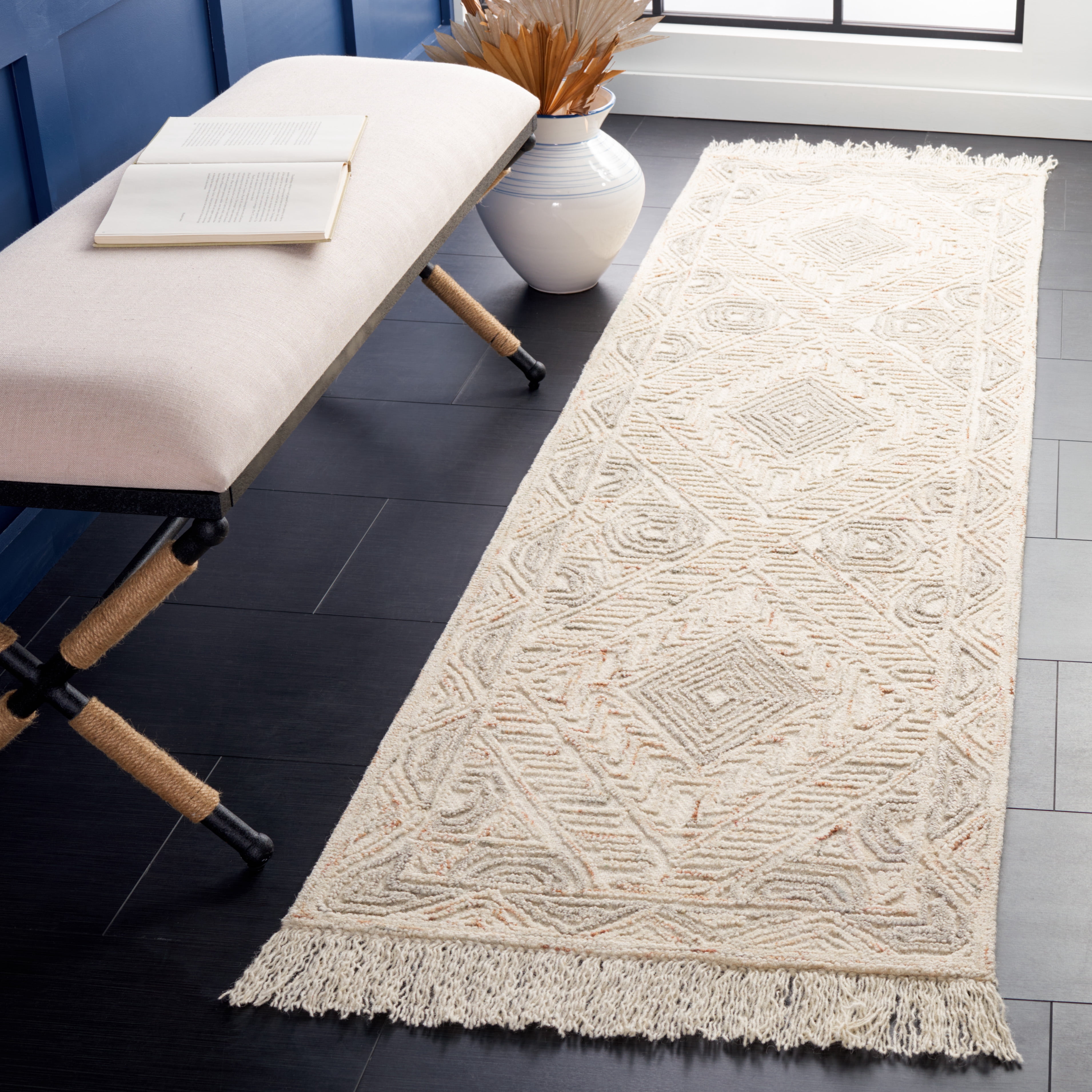SAFAVIEH Ikat Hedley Geometric Runner Rug, Ivory/Grey, 2'3" x 8'