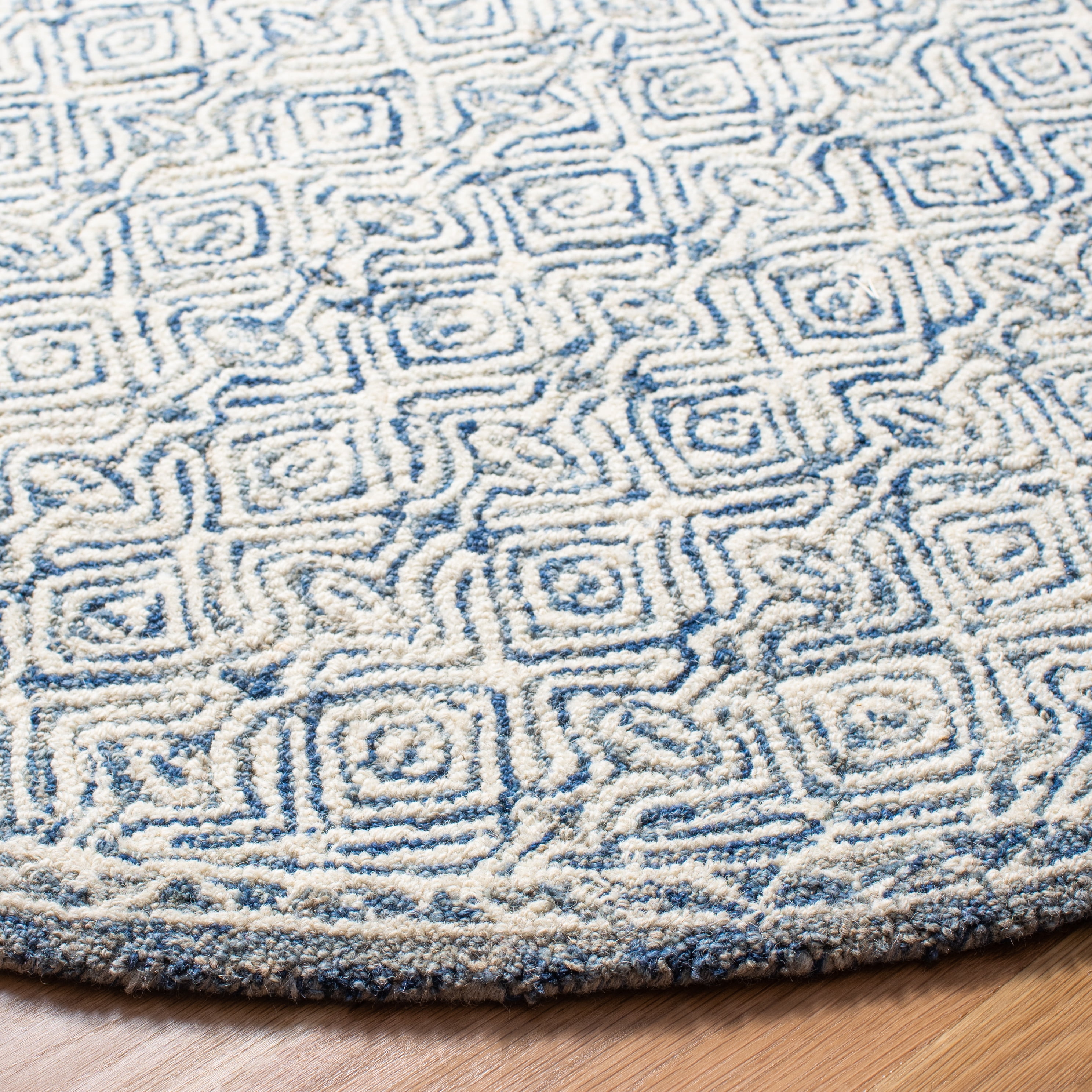 SAFAVIEH Micro-Loop Winthrop Geometric Area Rug, Navy/Ivory, 3' x 3' Round