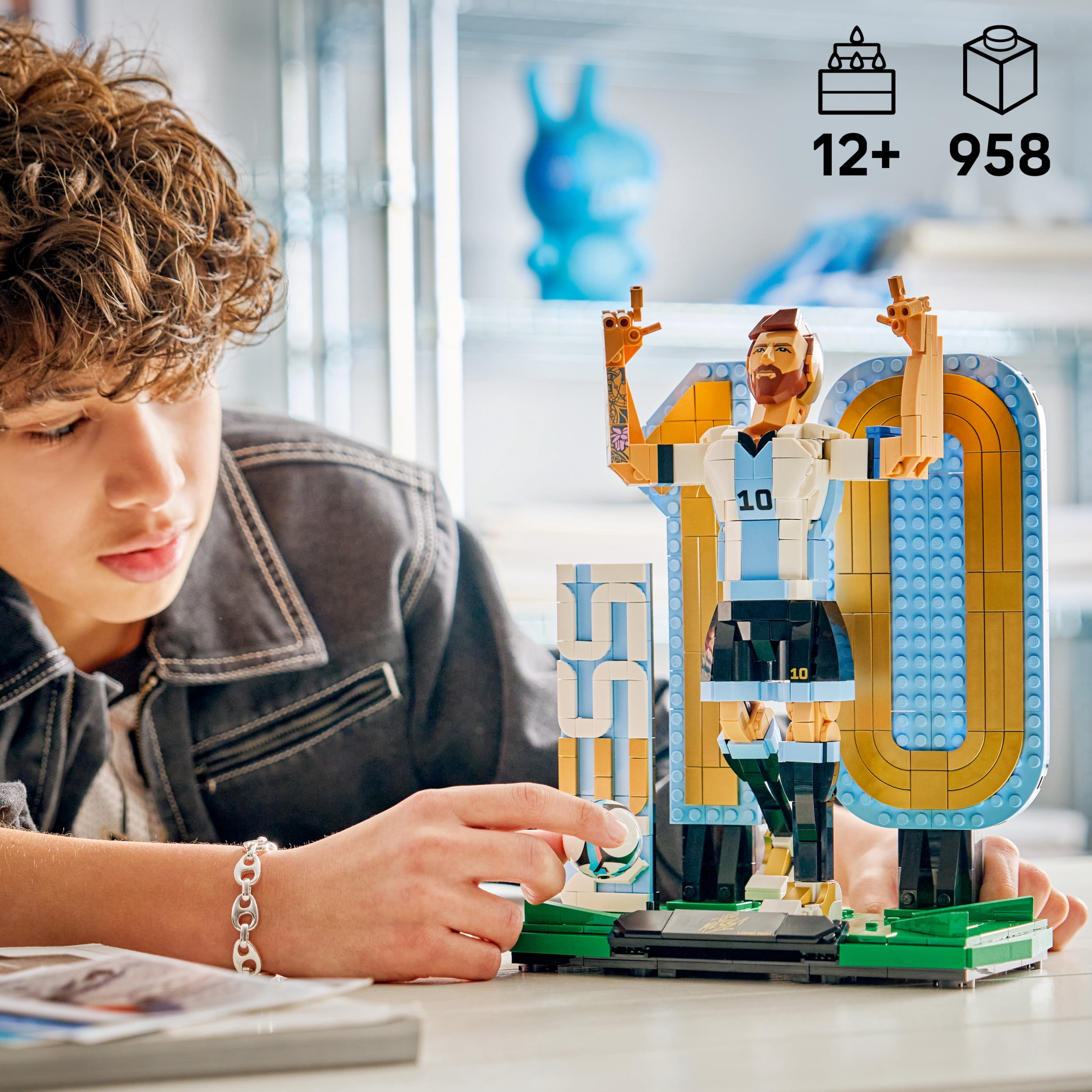 LEGO Editions Lionel Messi - La légende du soccer 43015