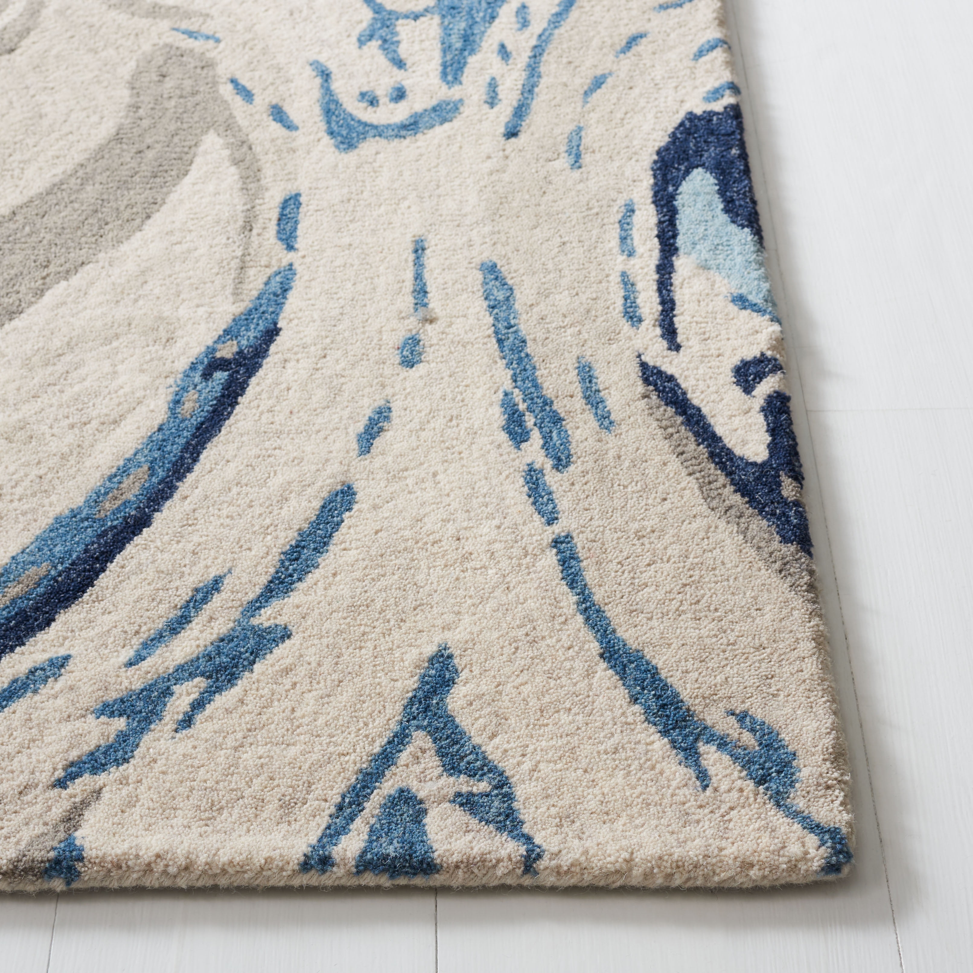 SAFAVIEH Soho Sybella Abstract Area Rug, Grey/Blue, 4' x 6'