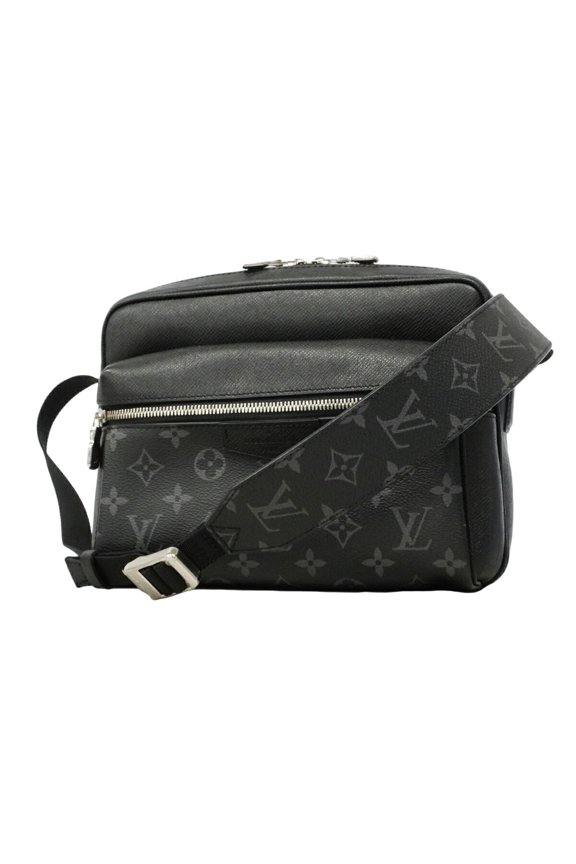Pre-Owned Louis Vuitton Taigarama Outdoor PM Shoulder Bag M30233 Black Men's