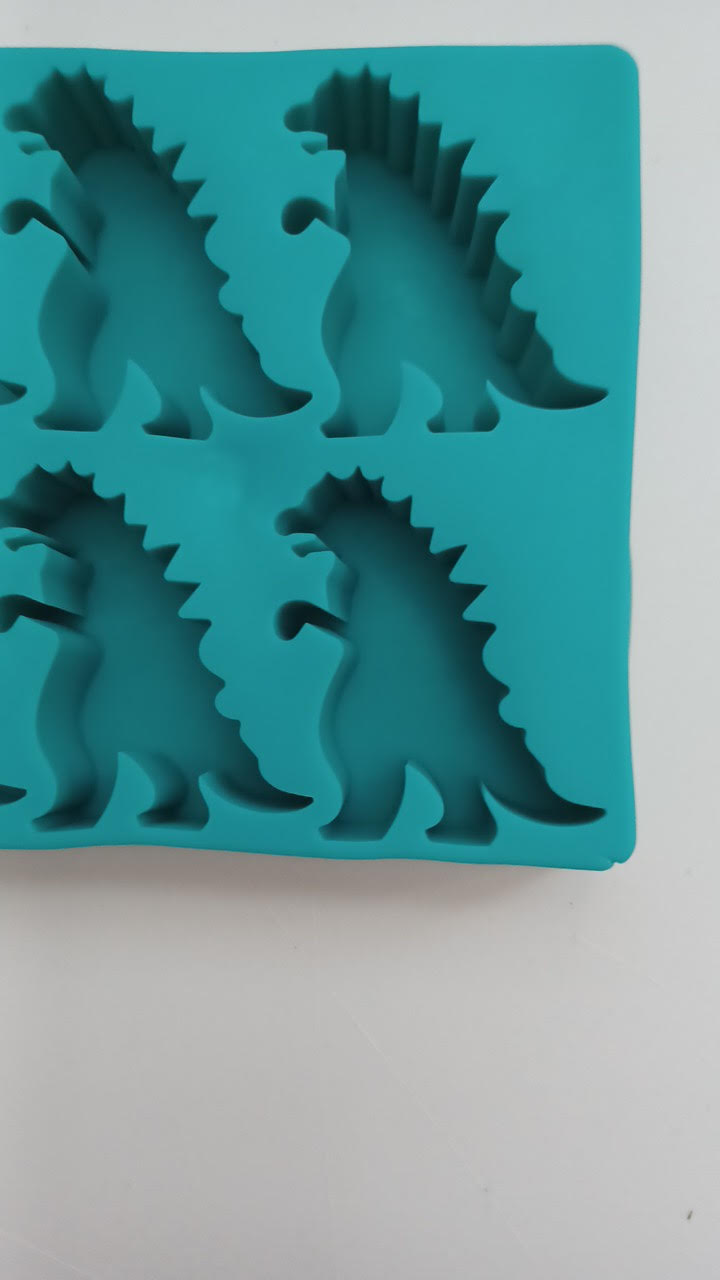 Godzilla Ice Tray (Godzilla Ice cubes)