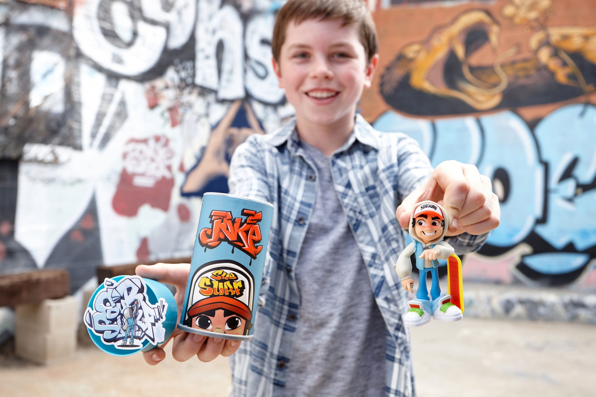 Kit Subway Surfers Spray Jake + Mini Sneakers + Boneco Jake - Bang