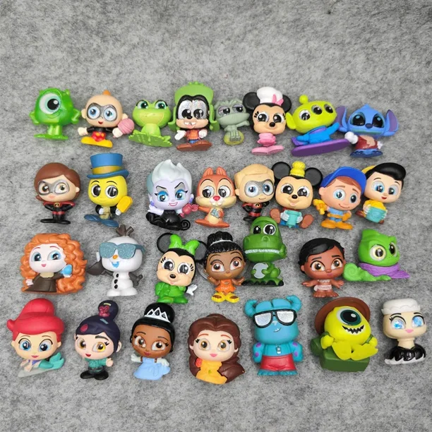 Figuras de anime Doorables Serie 9 Kawaii Mickey Stitch Blancanieves Sirena Muñecas de ojos grandes Colección Modelo Lindos Juguetes Regalos