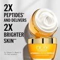 thumbnail image 2 of Crema hidratante Olay Regenerist con vitamina C + Peptide 24 MAX 50 ml, 2 of 8