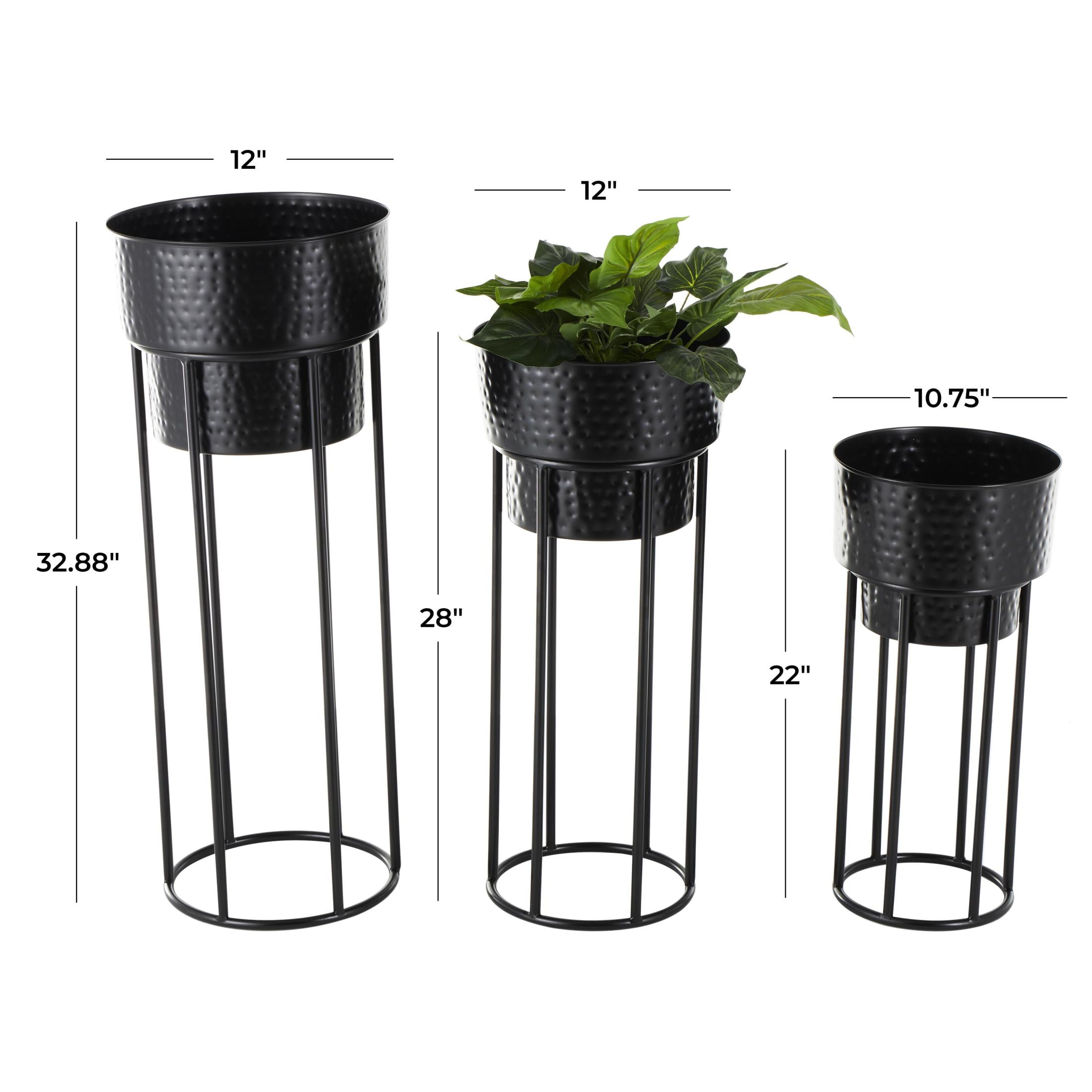 DecMode 33", 28", 22"H Nesting Black Metal Planter with Tall Black Stands (3 Count)