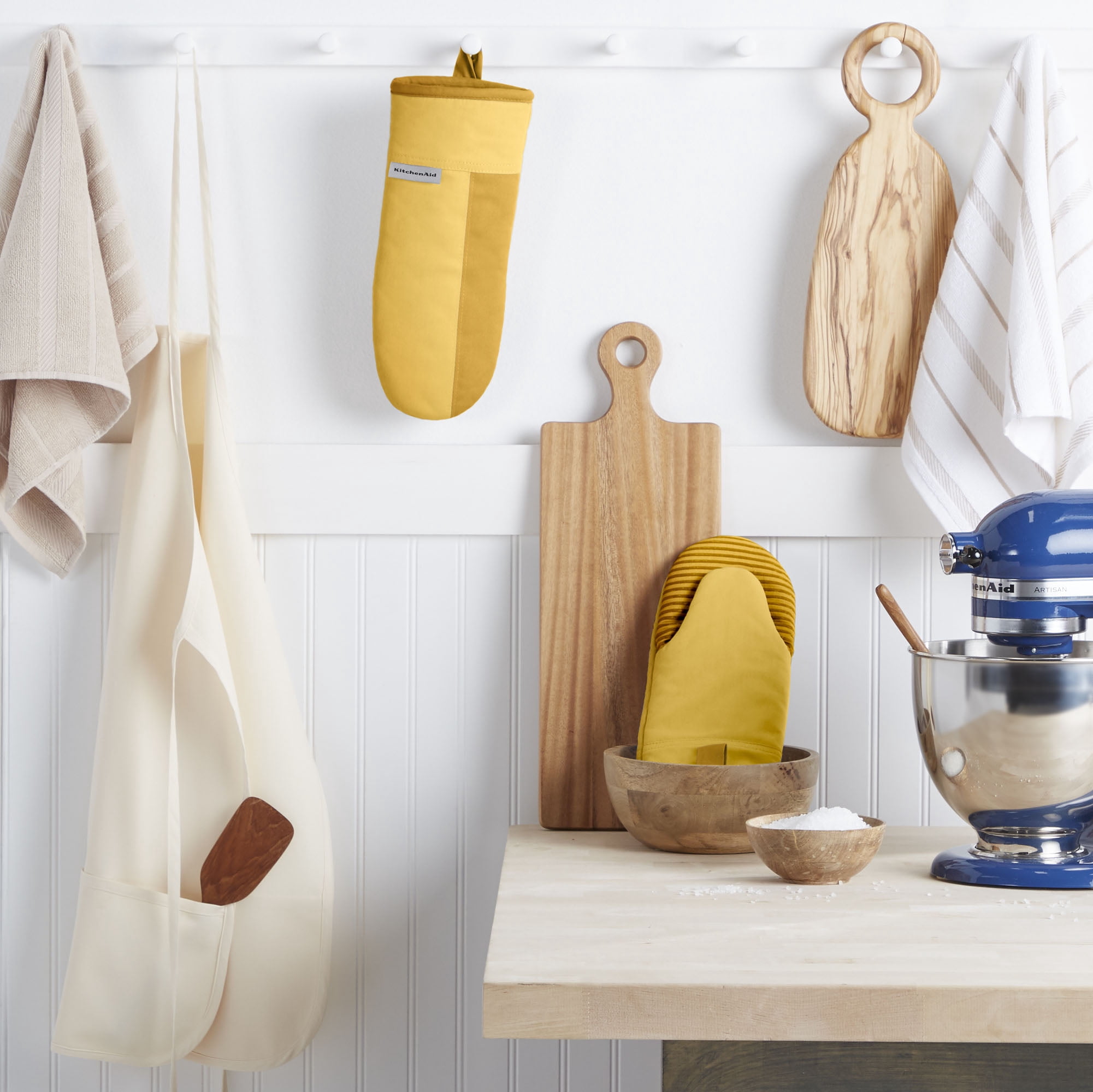KitchenAid Beacon Two-Tone Oven Mitt 2-Pack Set, Majestic Yellow, 5.75"x13"