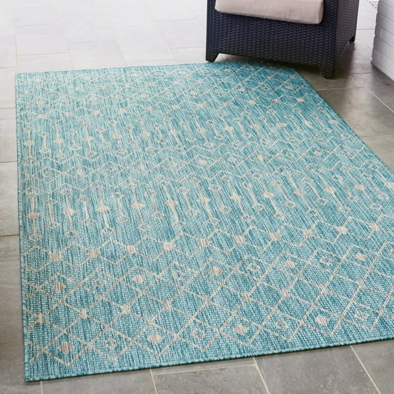 Unique Loom Outdoor Trellis Collection Area Rug - Tribal Trellis (4' 1" x 6' 1" Rectangle Aqua/Ivory)
