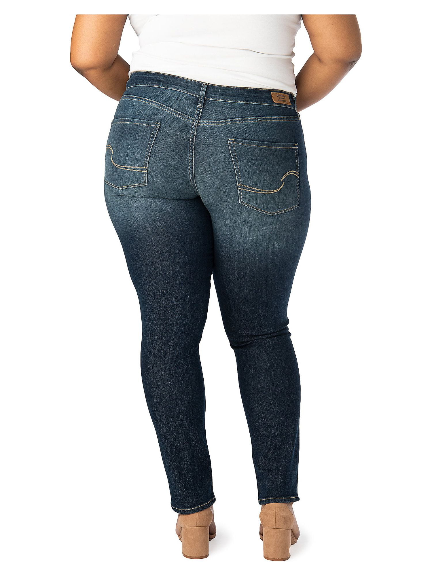 Levi Strauss Signature Women's Mid-Rise Modern Slim Jeans
