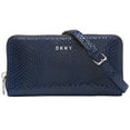thumbnail image 2 of Sally-Porte-Manteau sur Chaîne, 2 of 3