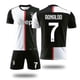 thumbnail image 1 of Juventus Home Kit No.7 Ronaldo Copa de Europa Camiseta de fútbol Kit para niños Jóvenes Hombres V XianweiShao 9024715314901, 1 of 1