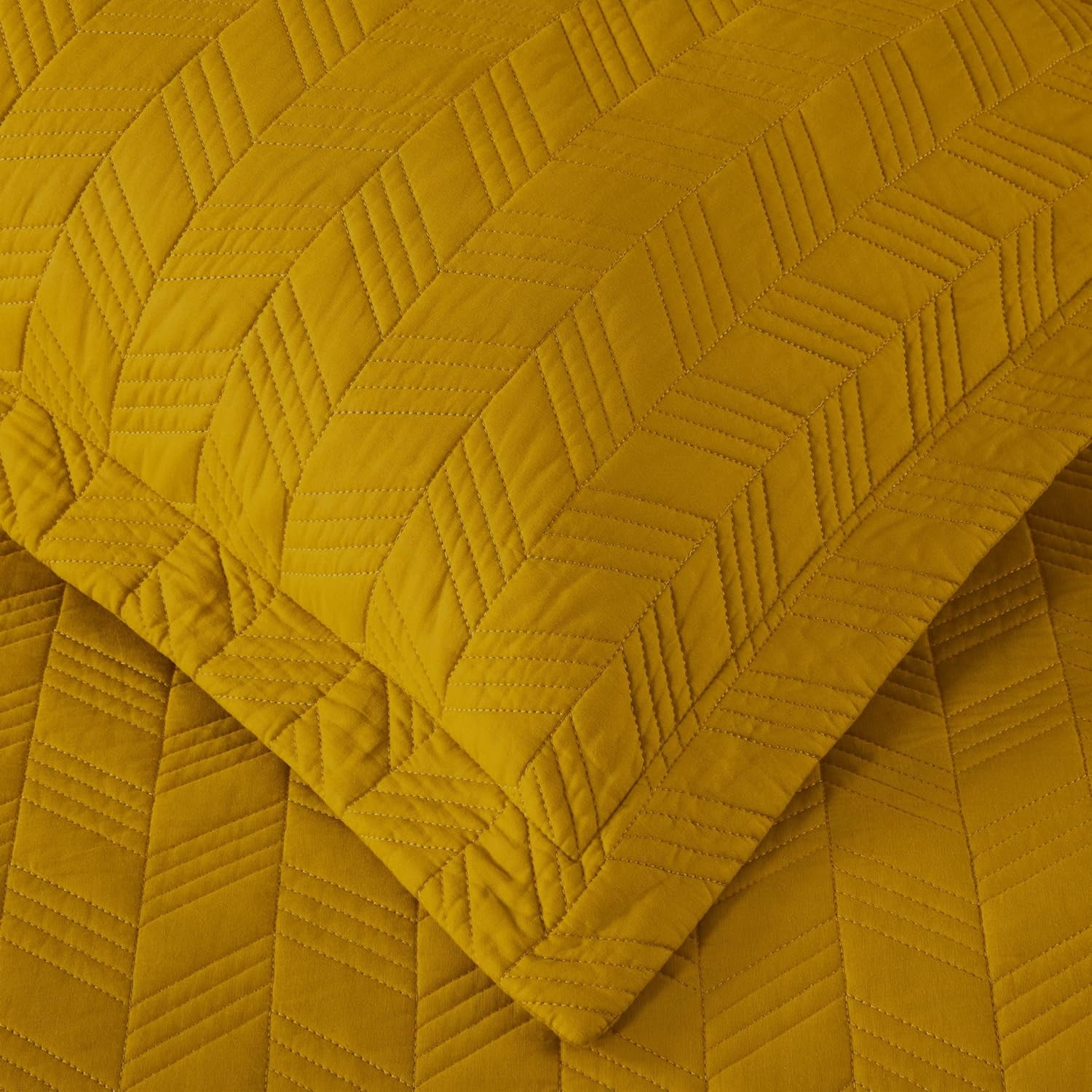 Chezmoi Collection Roswell Geometric Striped Solid Cotton Lightweight Quilt for All Seasons, 3-Piece Quilt Set, Queen, Mustard Yellow