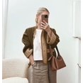 thumbnail image 1 of Chaqueta de algodón para mujer de color contrastante de moda con característica de empalme de otoño e invierno, 1 of 6