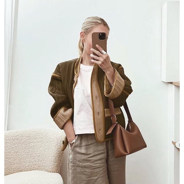 Chaqueta de algodón para mujer de color contrastante de moda con característica de empalme de otoño e invierno