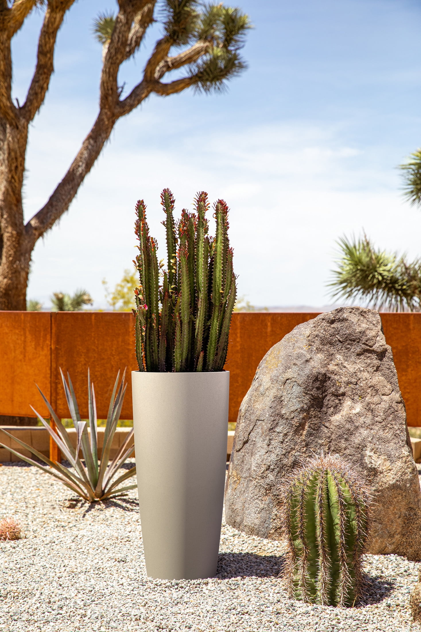 Veradek Mason Series Selena 28" Plastic-Stone Planter 2-Pack Sand