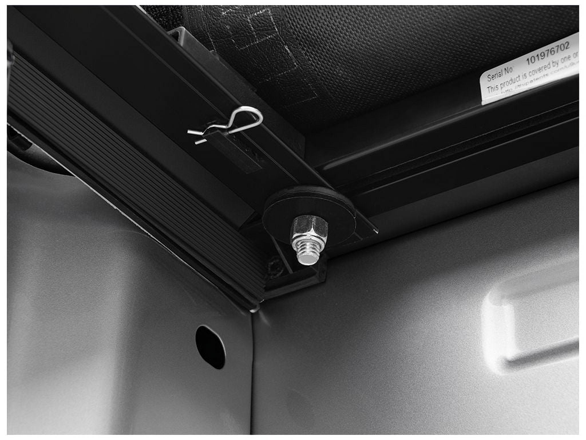 Gator SRX Soft Roll Up Tonneau Cover 137913 | RealTruck