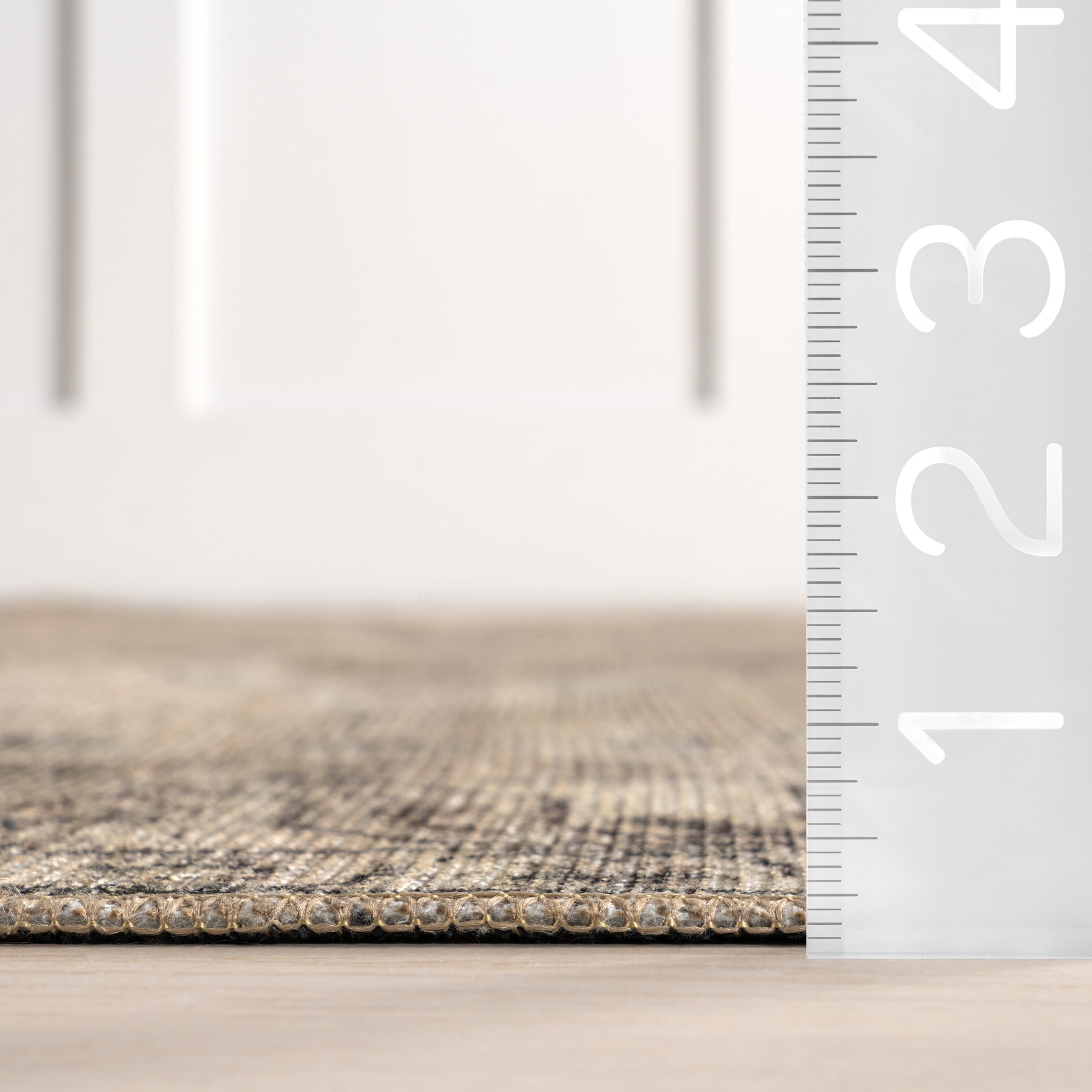 Nuloom Hillstone Collection Traditional Vintage Medallion Area Rug, 7' 10" x 10', Ahmeira Beige