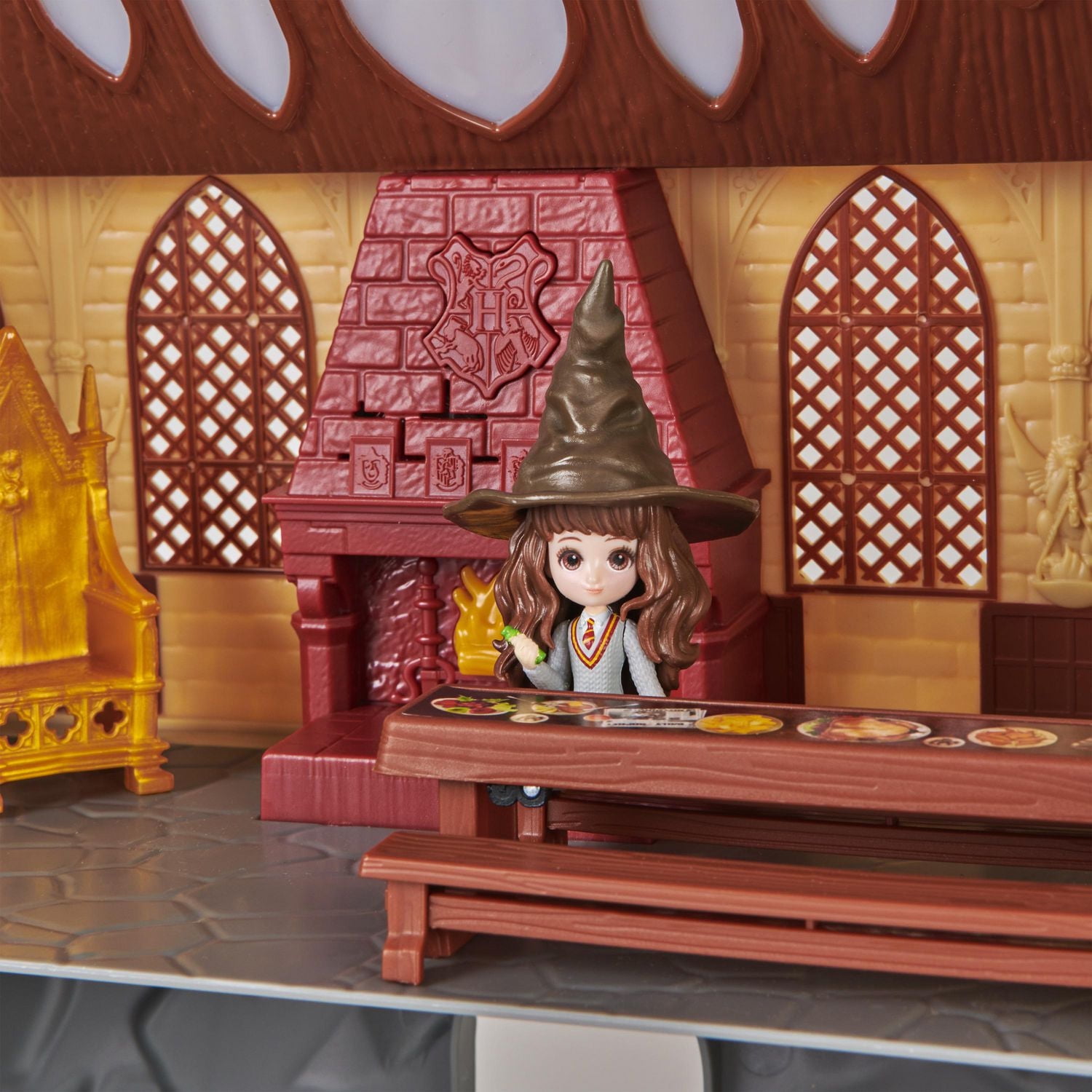 Wizarding World Harry Potter, Magical Minis Hogwarts Castle with 12 Accessories, Lights, Sounds & Exclusive Hermione Doll, Kids Toys for Ages 5 and up