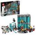 thumbnail image 1 of LEGO Super Heroes L’armurerie d’Iron Man 76216 Ensemble de construction (496 pièces), 1 of 6