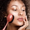 thumbnail image 4 of Brocha para base de maquillaje Real Techniques Blend & Blur para líquidos, 4 of 7