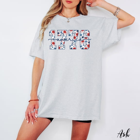 Patriotic 1776 America Shirt, Floral USA Graphic Tee, 4th of July Independence Day T-Shirt, Vintage Freedom Shirt