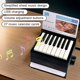 thumbnail image 4 of Mini Calendario Piano Escritorio Música Cantante Juguete 2025 Adornos Periféricos Reproducibles Con 27 Tarjetas Musical 26 Canciones Regalo para Fanáticos, 4 of 9
