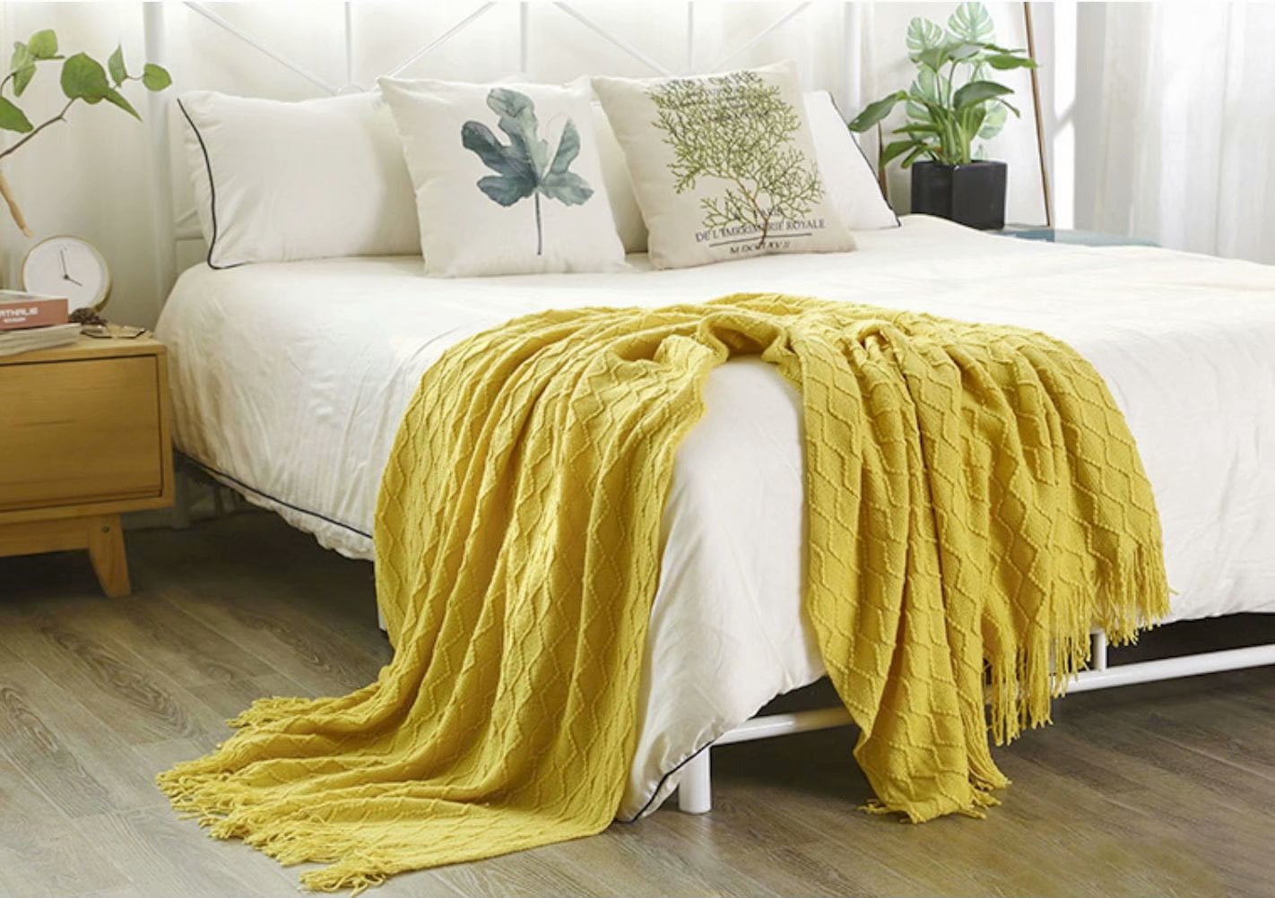 Throw Blanket 100% Acrylic Soft Lightweight Wave Pattern ...