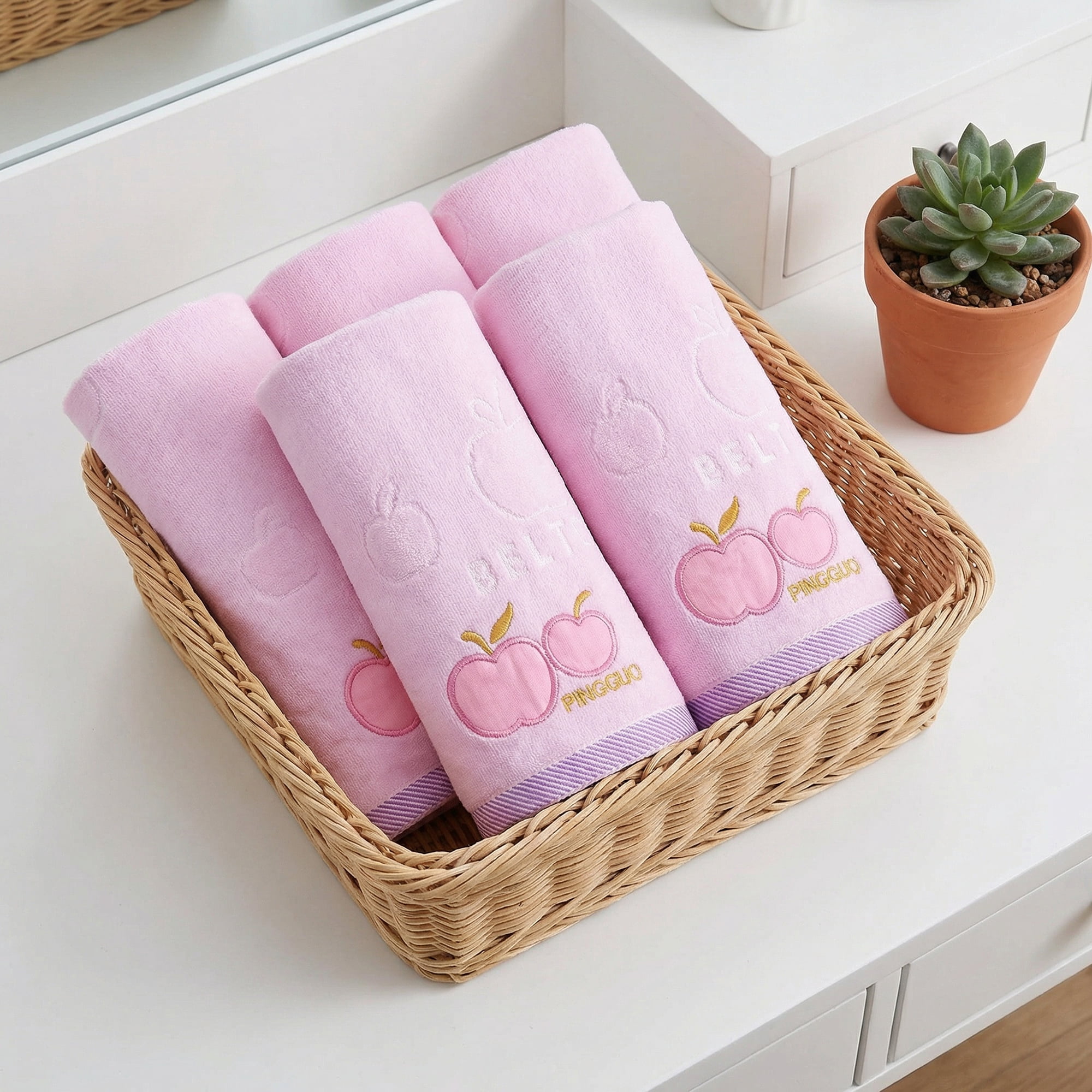 Unique Bargains Cartoon Embroidered 29" x 13" Soft Absorbent Hand Towels Pink 4pk