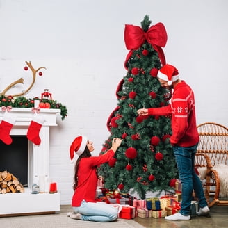 6FT Pre-Lit Artificial Christmas Tree with 500 LEDs, 900 Tips