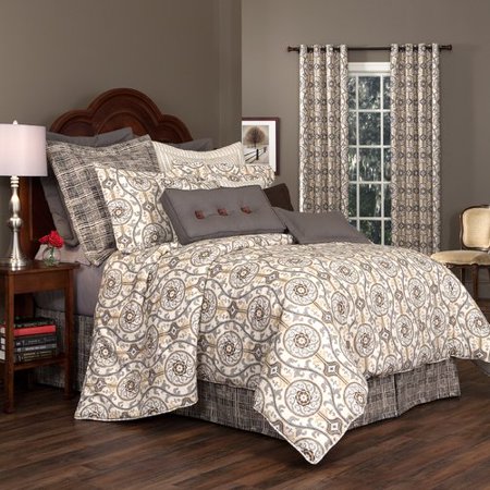 Darby Home Co Lazaro Comforter