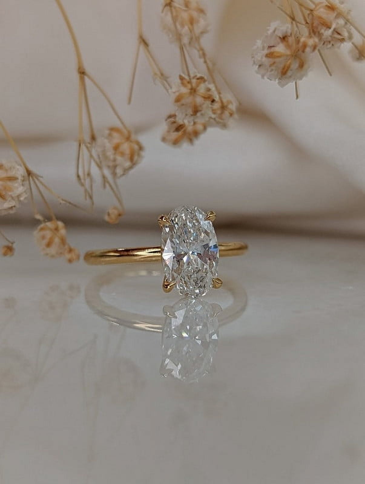 Solitaire Brilliance 2.50Ct Oval Cut Brilliant Moissanite Diamond Solitaire 4 Prong Engagement Ring for Women in 18K White Gold, Ring Size 6