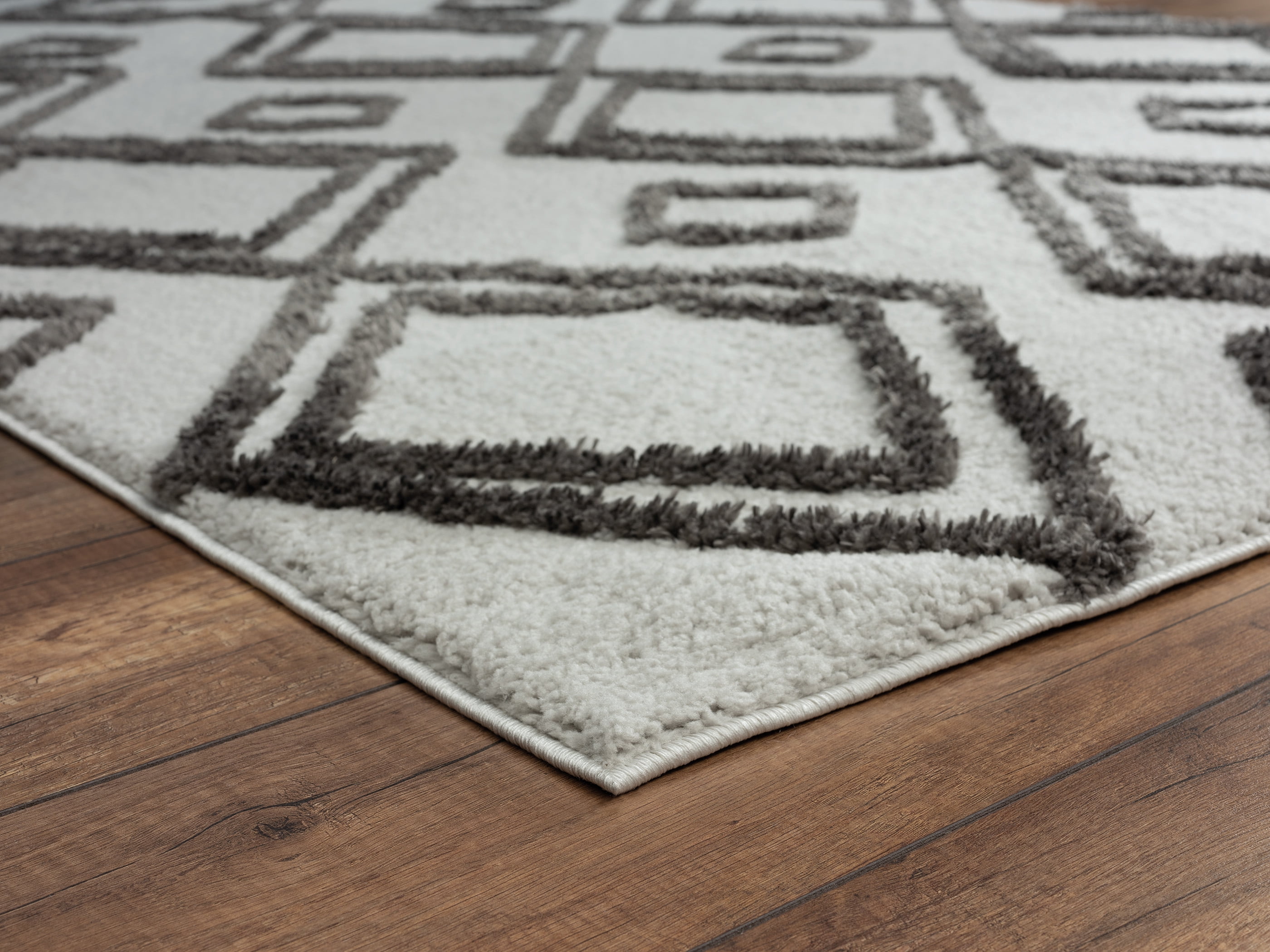United Weavers of America Queensland Geometric, Modern Hand-Made Area Rug, 15' x 12.5'