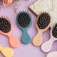 thumbnail image 4 of Cepillo para el cabello Peine con cojín de aire Mini cepillo para el cuero cabelludo Masaje para CACAGOO Peine, 4 of 7