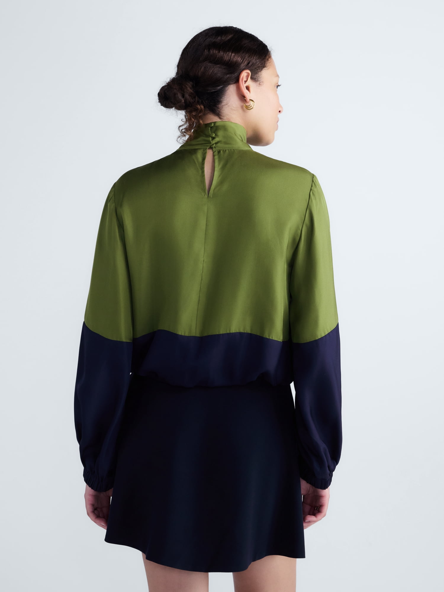 Free Assembly Women's and Women's Plus Silk Tie Neck Top with Long Sleeves, Sizes XXS-4X