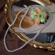 thumbnail image 2 of Sonducket Collar de suéter de doble capa, collares de aleación de perlas artificiales, decoraciones para el cuello, joyería para mujer para citas, Ropa, zapatos y accesorios Miscelánea Blanco Sonducket AP012874-01, 2 of 6