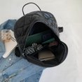 thumbnail image 4 of Mochilas para Mujer de nailon acolchada a la moda con diseño de rombos escolar grande con cremallera (negro), 4 of 9
