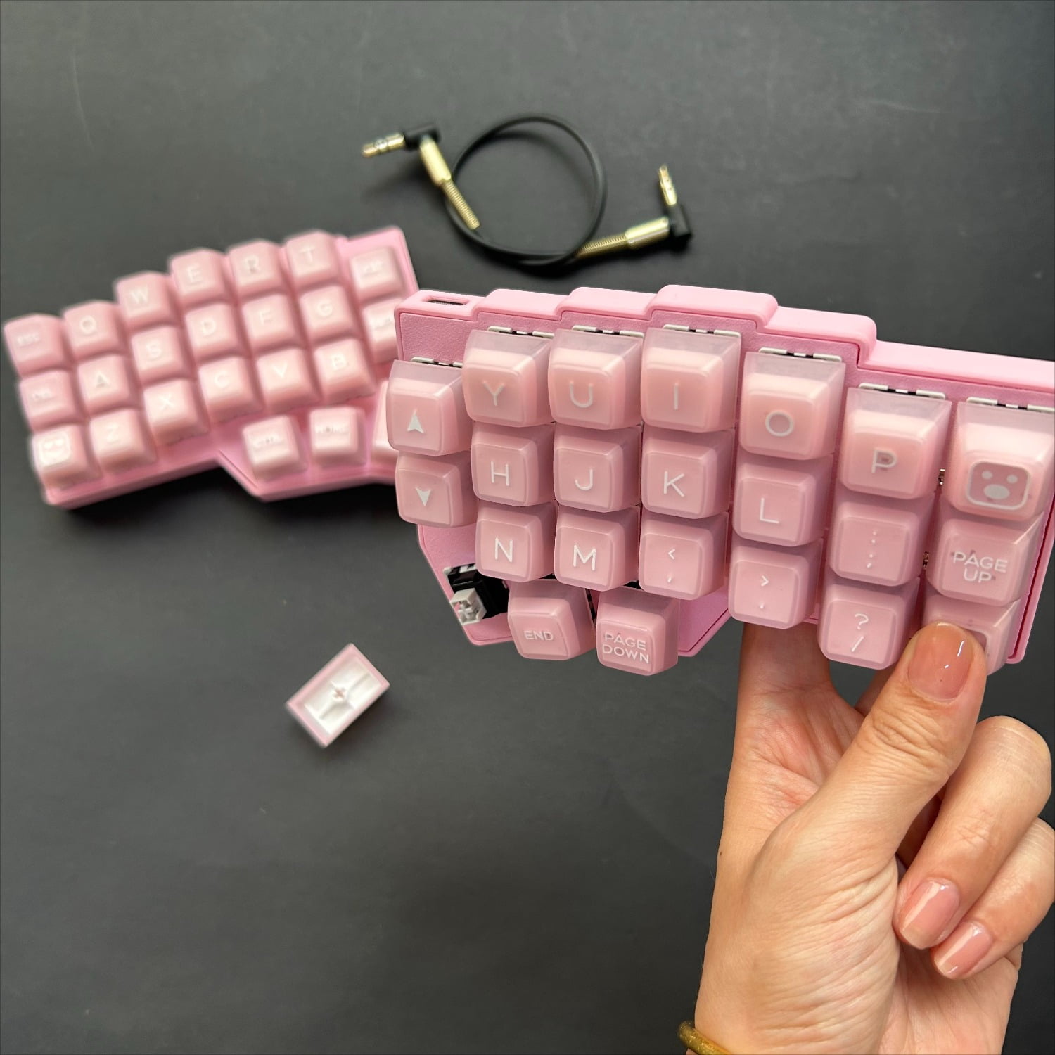 Corne V4 Split Keyboard with Keycaps and Switches Included, Hot-Swappable Ergo Design, RGB Backlight