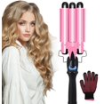 thumbnail image 1 of Rizador de Pelo | Rizador De Cabello Ondas Cerámica Triple Barriles | 25mm Ondulador De Pelo con Cabello Medio Largo | Temperatura Ajustable | con Pantalla LCD y 1 Guante | para Casa y Viaje(Rosa), 1 of 5