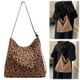 thumbnail image 5 of Bolso Bucket Bag 773 (Estampado Leopardo), 5 of 9