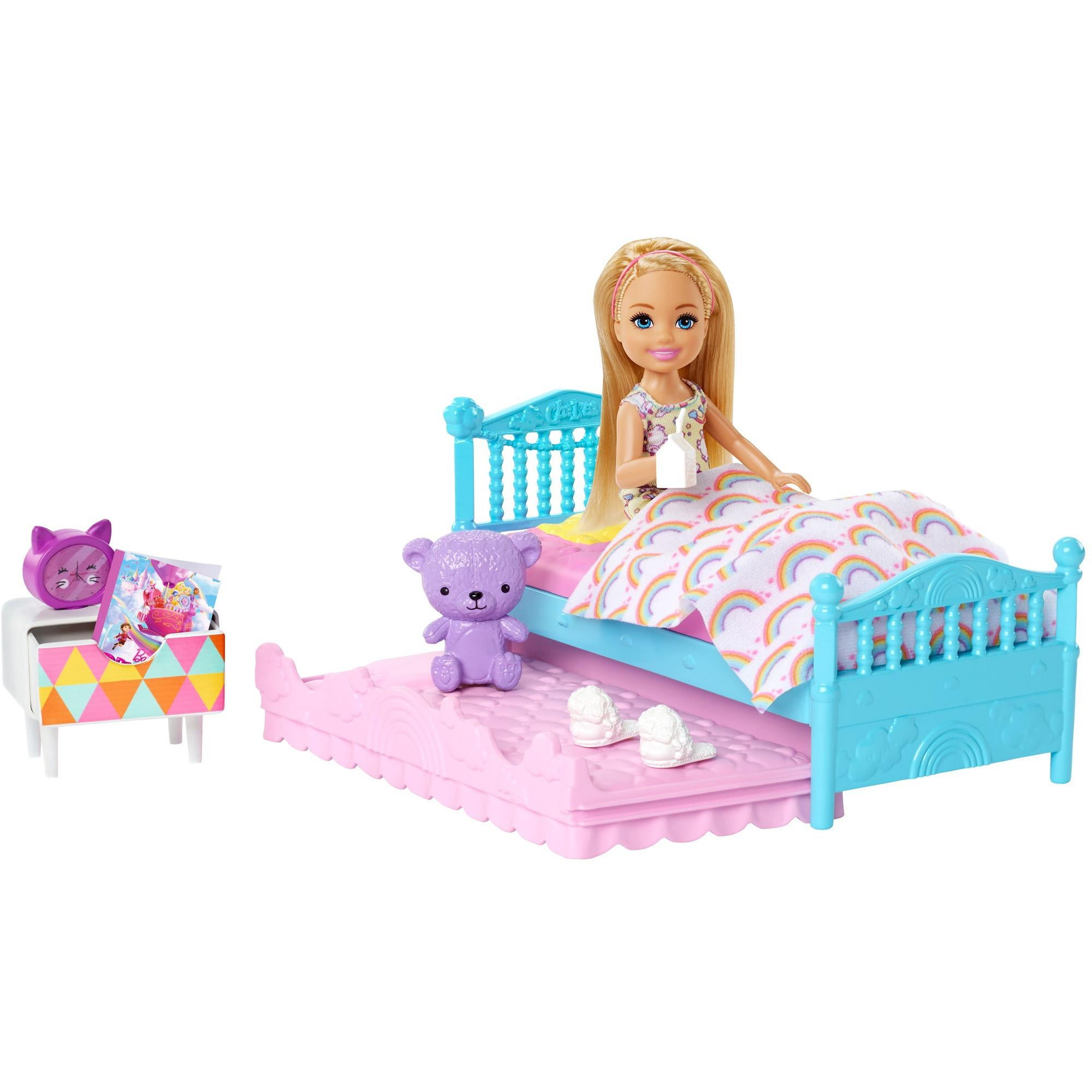 BARBIE CLUB CHELSEA BEDTIME DOLL and PLAYSET DREAMTOPIA FXG83