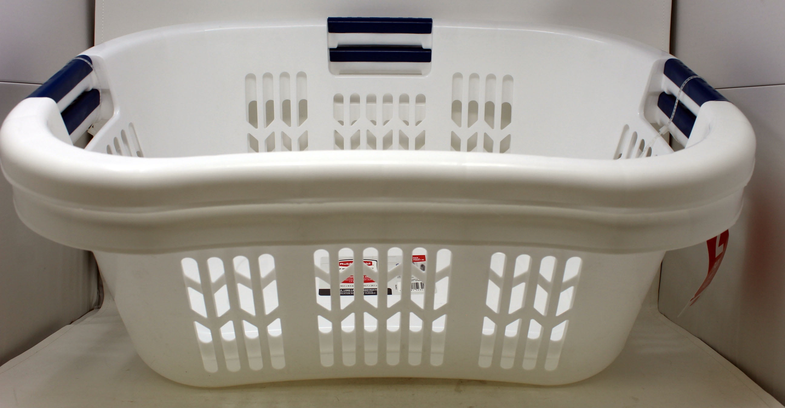 Rubbermaid Hip-Hugger Laundry Basket White 2 Pack - Walmart.com