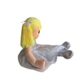 thumbnail image 4 of Muñeca Sarita Pelucheria vestido gris, 4 of 5