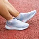 thumbnail image 3 of Botas de lluvia de silicona gruesas, fundas impermeables para zapatos, protectores de zapatos unisex, transparentes, antideslizantes, impermeables, 2023, 3 of 5