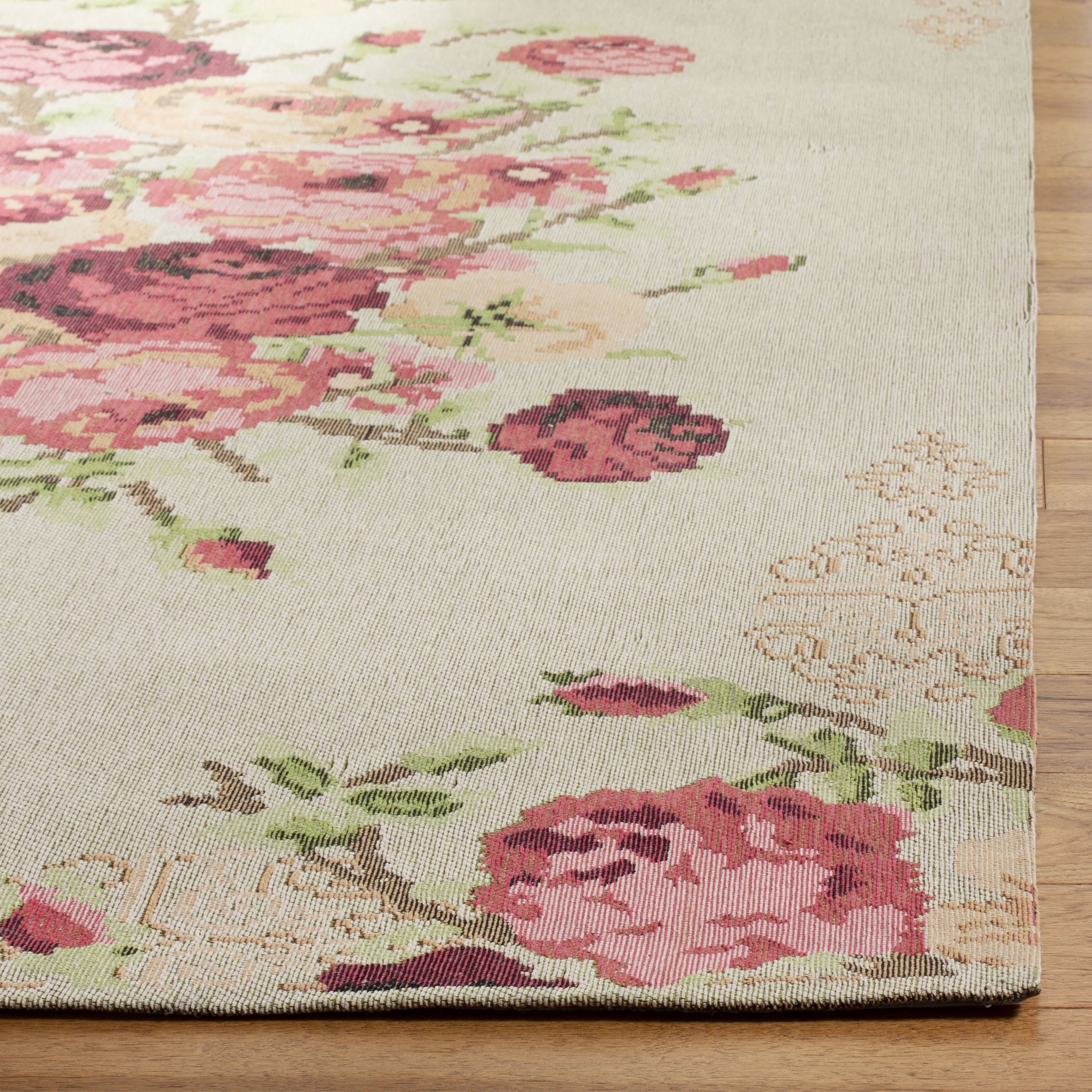 SAFAVIEH Classic Vintage Morven Floral Polyester Area Rug, Beige/Red, 5' x 8'