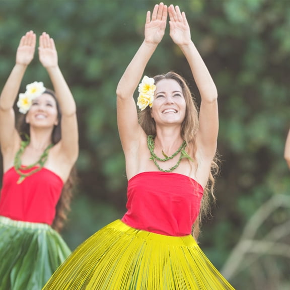 LOLIPPYY Hawaiian Luau Party Decorations Table Skirt Golden Plastic Tropical Atmosphere Creation For Party Hosts 1Pcs