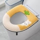 thumbnail image 4 of Fiudx Cojín para Asiento de Inodoro, Material Suave y Cómodo, Diseño de Correa Adhesiva, Mango Ergonómico, Fácil de Limpiar, Ajuste Seguro, para Baño En Casa o En La Oficina, Tamaño Estándar, Juego d, 4 of 6