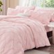 thumbnail image 2 of Juego de edredón BEDELITE Baby Pink Queen con 2 fundas de almohada, 3 piezas, 2 of 8