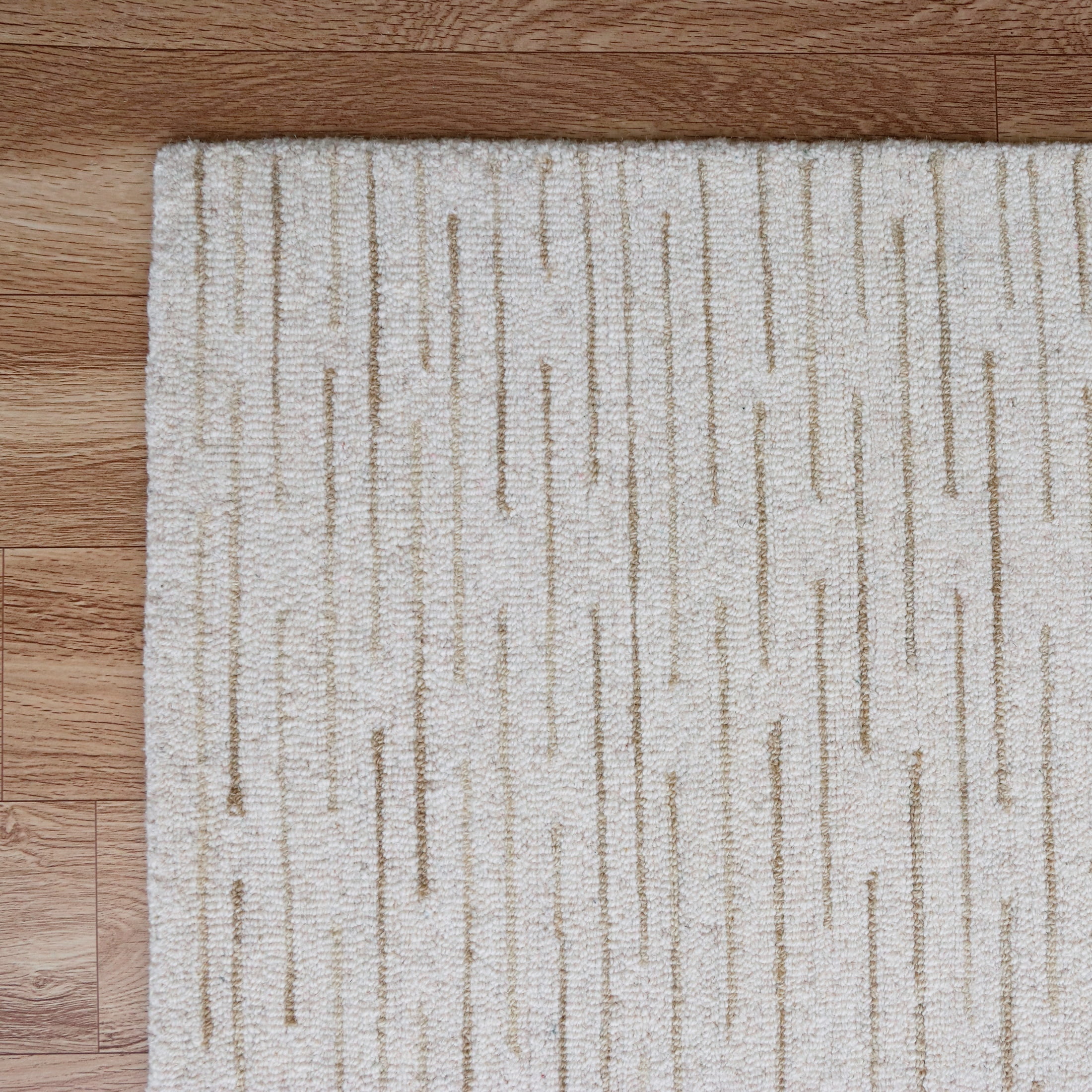 LR Home Bella Serene Ivory/Brown Modern Striped Wool Area Rug, 7'9" x 9'9"