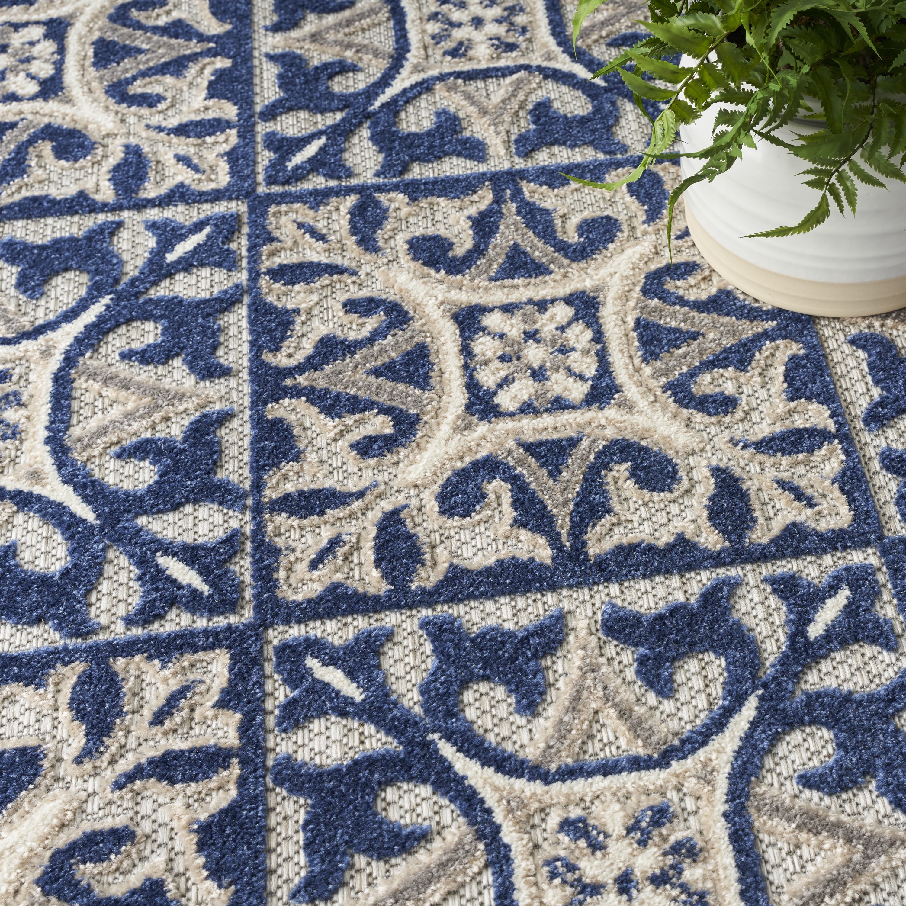 Nourison Aloha Indoor/Outdoor Blue 9' x 12' Area Rug, (9x12)