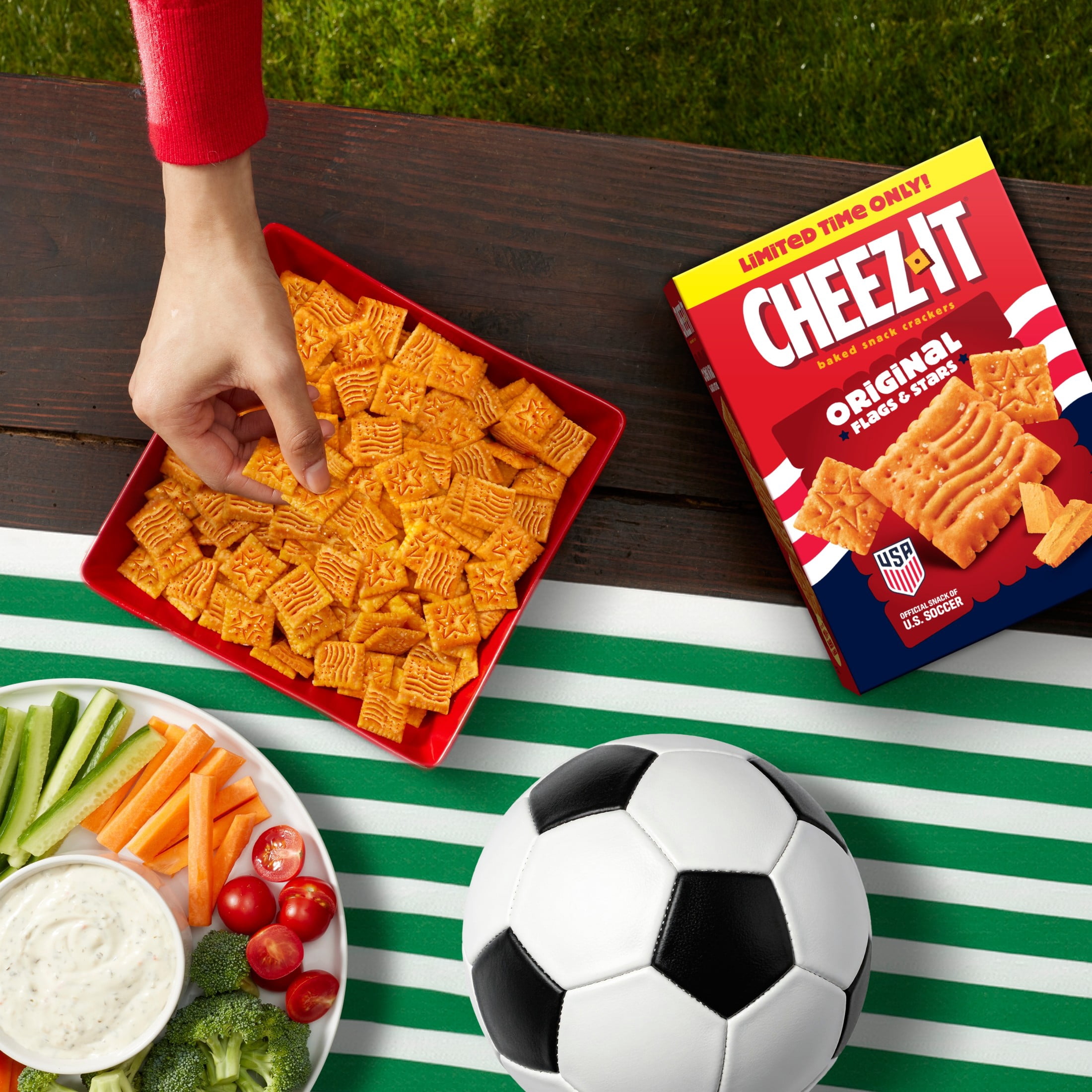 Cheez-It Flags and Stars Baked Snack Crackers, July 4 Snacks, 12.4 oz
